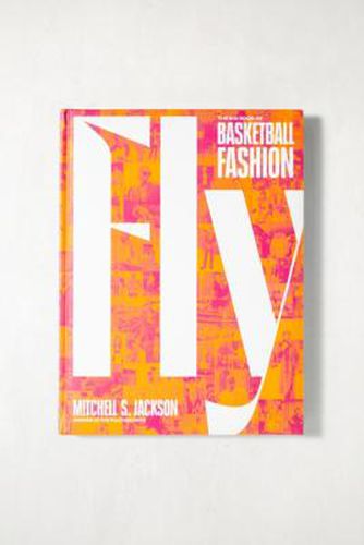 Mitchell Jackson - Buch "Fly: The Big Book Of Basketball Fashion" - Urban Outfitters - Modalova