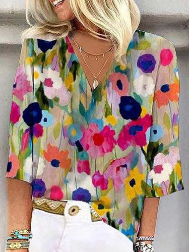 V Neck Casual Floral Loose Shirt - Just Fashion Now - Modalova