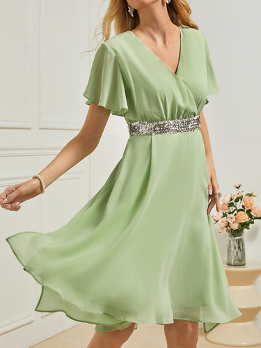 Elegant Plain V Neck Dress - Just Fashion Now - Modalova