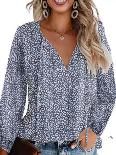 Loose Casual Ditsy Floral V Neck Blouse - Just Fashion Now - Modalova