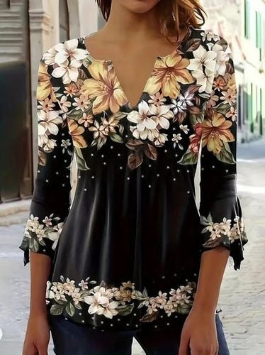 Regular Fit V Neck Casual Floral Blouse With No - Just Fashion Now - Modalova