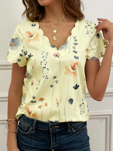 Summer Dessert Shell Neck Floral Design T-Shirt - Modetalente - Modalova