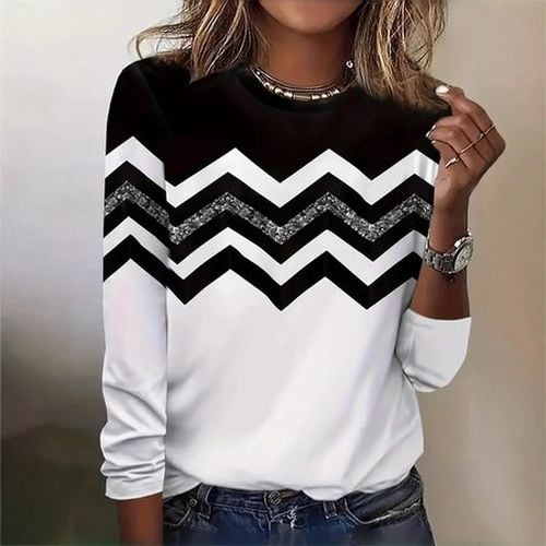 Casual Loose Geometric Crew Neck T-Shirt - Just Fashion Now - Modalova