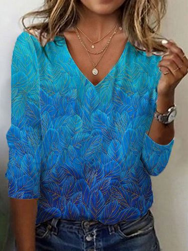 Leaf Print Long Sleeve V-Neck T-shirt - Just Fashion Now - Modalova