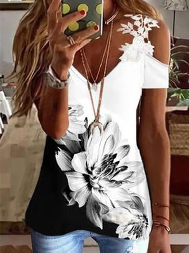 Vacation V Neck Floral Short Sleeve T-Shirt - Just Fashion Now - Modalova