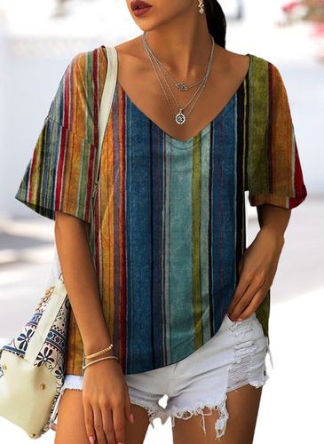 Casual Striped Loose T-Shirt - Just Fashion Now - Modalova