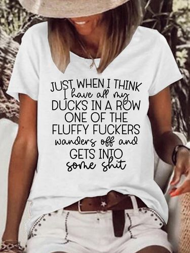 Women's Ducks In A Row Funny Letters Casual T-Shirt - Modetalente - Modalova