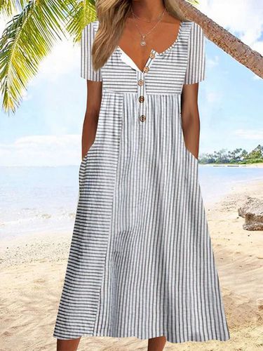 Buckle Jersey Vacation Striped Printed Dress - Just Fashion Now - Modalova