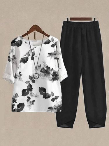 Loose Casual Floral Two-Piece Set - Just Fashion Now - Modalova