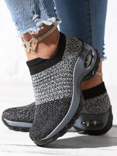 Women Minimalist Air Cushion Breathable Outdoor Slip On Sneakers - Just Fashion Now - Modalova