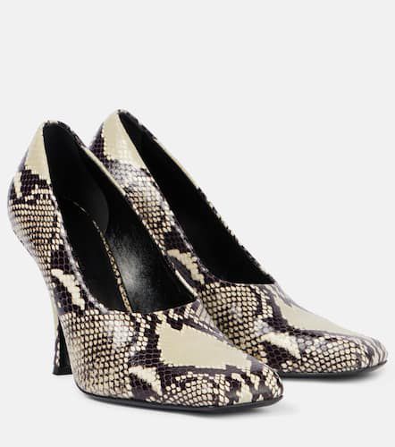 Eva snake-effect leather pumps - Khaite - Modalova