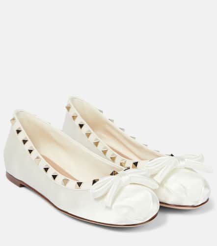 Rockstud satin and leather ballet flats - Valentino Garavani - Modalova