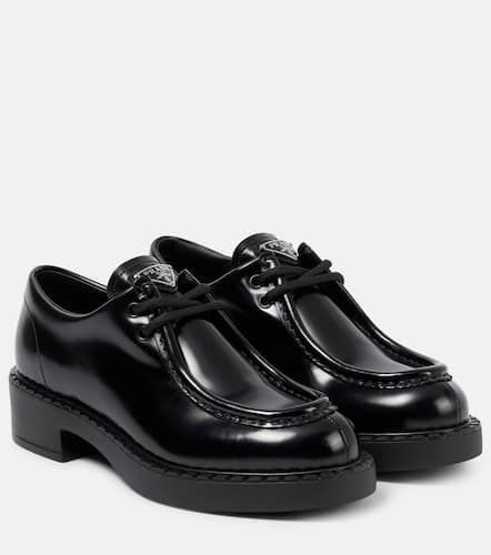 Logo brushed leather lace-up shoes - Prada - Modalova