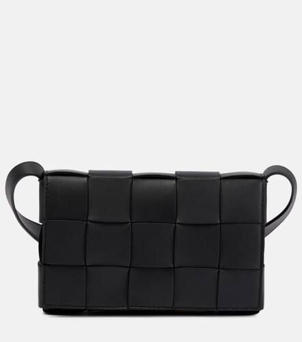 Cassette Small leather crossbody bag - Bottega Veneta - Modalova