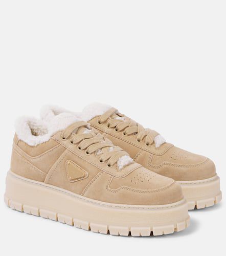 Shearling-lined suede sneakers - Prada - Modalova