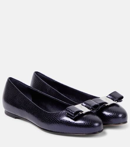 Ballerinas Varina aus Leder - Ferragamo - Modalova