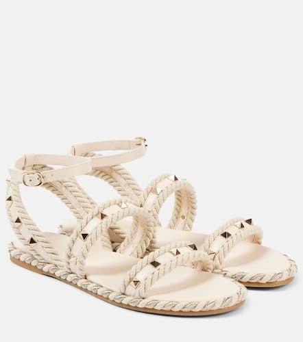 Sandalen Rockstud Torchon mit Leder - Valentino Garavani - Modalova