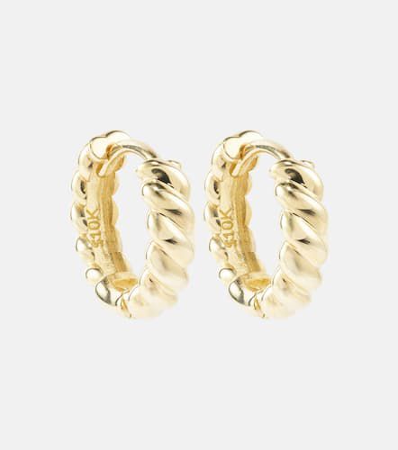 Brioche 10kt yellow hoop earrings - Stone and Strand - Modalova