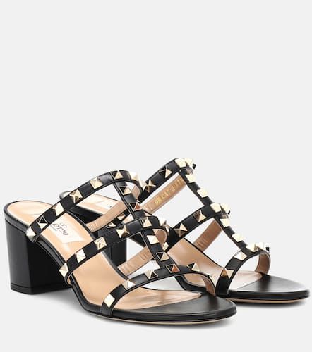 Sandalen Rockstud aus Leder - Valentino Garavani - Modalova