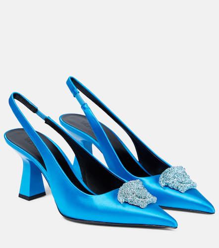 Versace Pumps slingback in raso - Versace - Modalova