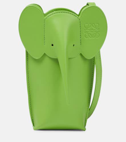 Elephant Pocket leather shoulder bag - Loewe - Modalova