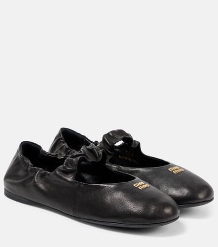 Logo leather Mary Jane flats - Miu Miu - Modalova