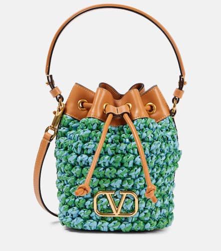 Bolso saco VLogo Mini de rafia adornado - Valentino Garavani - Modalova