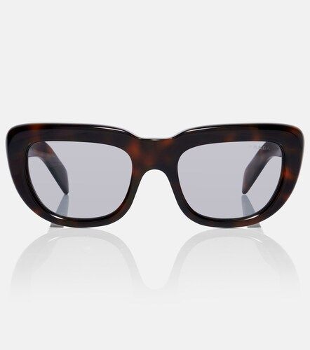 Occhiali da sole cat-eye con logo - Prada - Modalova