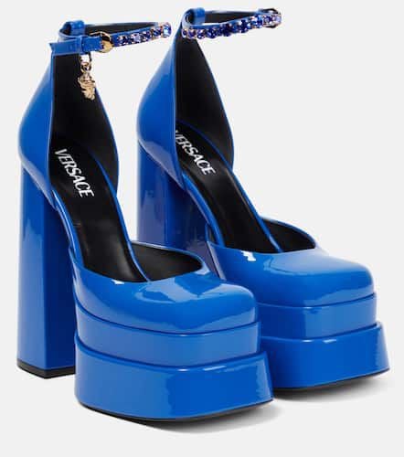 Medusa Aevitas patent leather platform pumps - Versace - Modalova