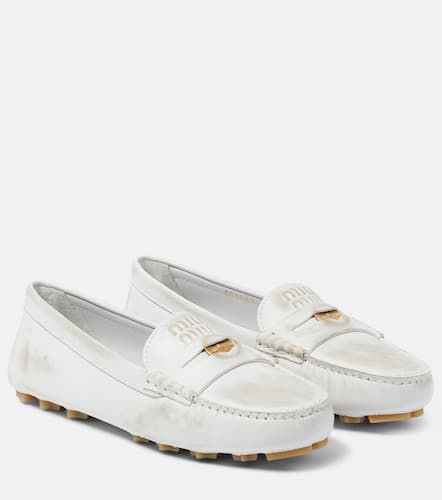 Distressed suede penny loafers - Miu Miu - Modalova