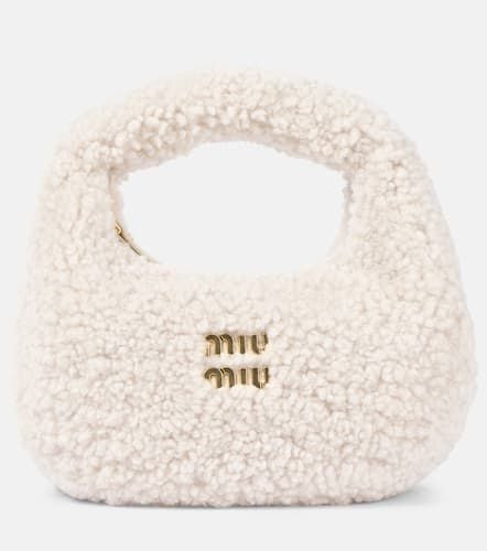 Schultertasche Wander Mini aus Shearling - Miu Miu - Modalova