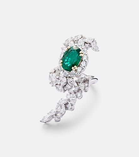 Reign Supreme 18kt white gold ring with emerald and diamonds - Yeprem - Modalova