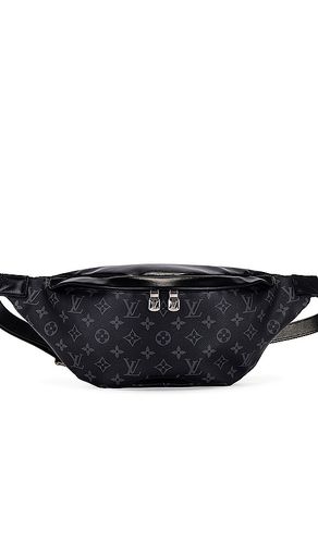Louis Vuitton Discovery Bum Bag in - FWRD Renew - Modalova