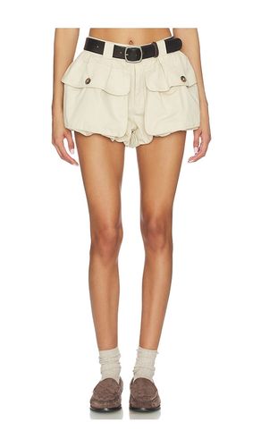 Andrea Workwear Bubble Shorts in . Size 8. Also in 12 - Sea - Modalova