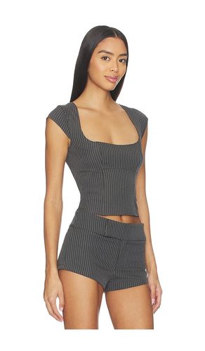Agnes Top in . Size L. Also in M, S, XL - superdown - Modalova