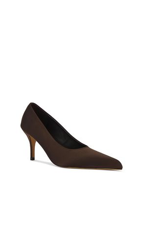 Chloe Pump in . Size 6. Also in 8, 8.5 - Tony Bianco - Modalova