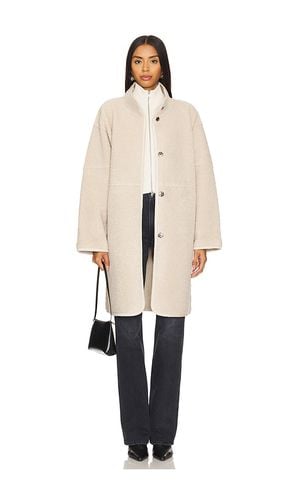 Cara Reversible Sherpa Jacket in . Taglia S - Velvet by Graham & Spencer - Modalova