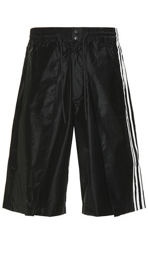 Triple black shorts en color talla L en - Black. Talla L (también en M, S) - Y-3 Yohji Yamamoto - Modalova