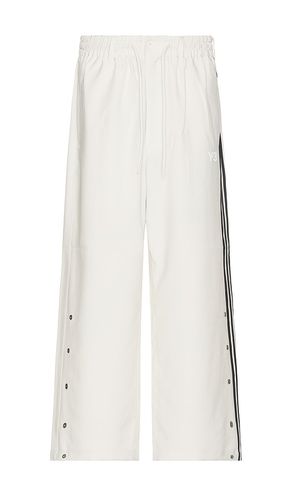 Pantalones 3 stripes en color crema talla M en - Cream. Talla M (también en S, XL/1X) - Y-3 Yohji Yamamoto - Modalova