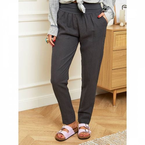 Charcoal Slim Fit Linen Trousers - LE MONDE DU LIN - Modalova