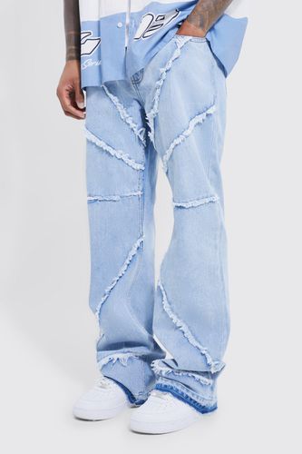 Relaxed Rigid Flare Frayed Edge Jeans - - 28R - boohooMAN - Modalova