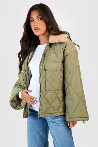 Womens Maternity Teddy Collar Quilted Puffer Jacket - - 14 - boohoo - Modalova