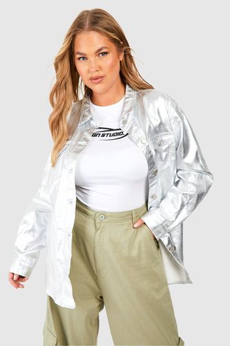 Womens Plus Metallic Coated Denim Oversized Shirt - - 18 - boohoo - Modalova