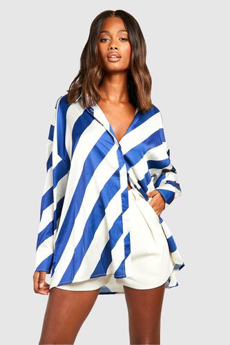 Womens Wide Diagonal Stripe Oversized Shirt - - 6 - boohoo - Modalova