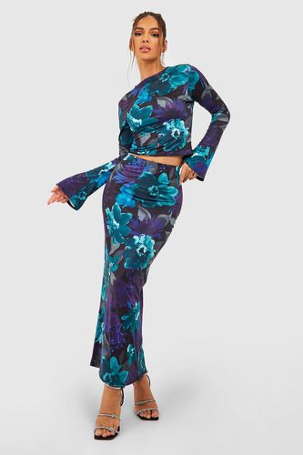 Womens Blurred Floral Flared Sleeve Top & Maxi Skirt - - 12 - boohoo - Modalova
