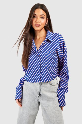 Womens Cropped Diagonal Stripe Shirt - - 10 - boohoo - Modalova