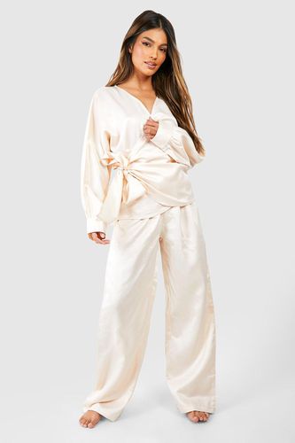 Womens Satin Wrap Pyjama Set - - 10 - boohoo - Modalova