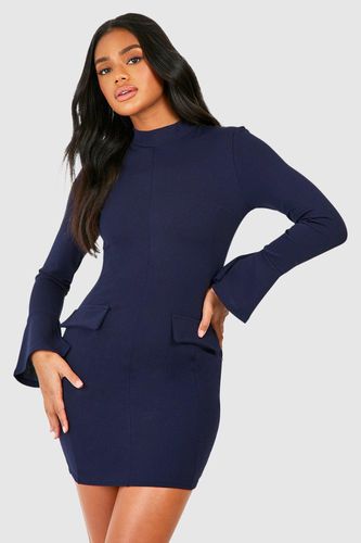 Womens Crepe High Neck Pocket Detail Mini Dress - - 14 - boohoo - Modalova