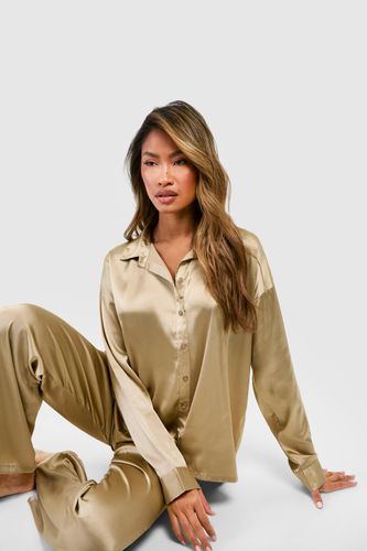 Womens Metallic Satin Oversized Pyjama Set - - 10 - boohoo - Modalova
