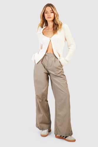 Womens Nylon Button Detail Cargo Trouser - - 12 - boohoo - Modalova